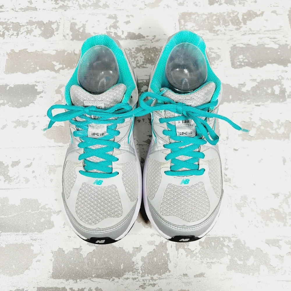 New Balance Teal Gray Lace-Up Mesh Running Athleisure Sneakers I586